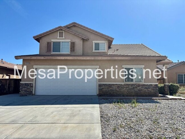 13593 Hemingway Dr in Victorville, CA - Building Photo - Building Photo
