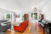 6735 Cinnamon Dr in Philadelphia, PA - Building Photo - Building Photo