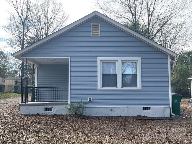 property at 3529 Beaux St
