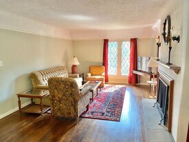 3574 Lynnfield Rd in Shaker Heights, OH - Building Photo