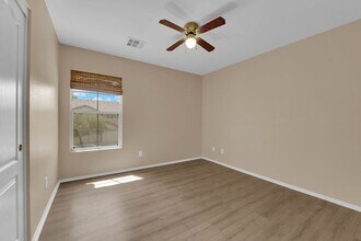 8850 First Lady Ave in Las Vegas, NV - Building Photo - Building Photo