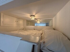 167 Beacon St, Unit 10 in Boston, MA - Building Photo - Building Photo
