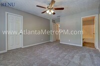 2970 Lakeside Cir photo'