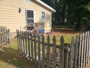 2161 Bingham Dr in Fayetteville, NC - Building Photo - Building Photo