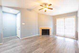 14600 Fonmeadow Dr in Houston, TX - Building Photo - Building Photo