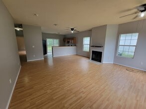 6095 E Lamar St in Bay St. Louis, MS - Building Photo - Building Photo