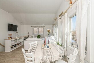 33 Hoppin Ave in Montauk, NY - Building Photo - Building Photo