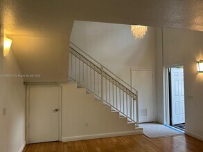 888 S Douglas Rd in Coral Gables, FL - Building Photo - Building Photo