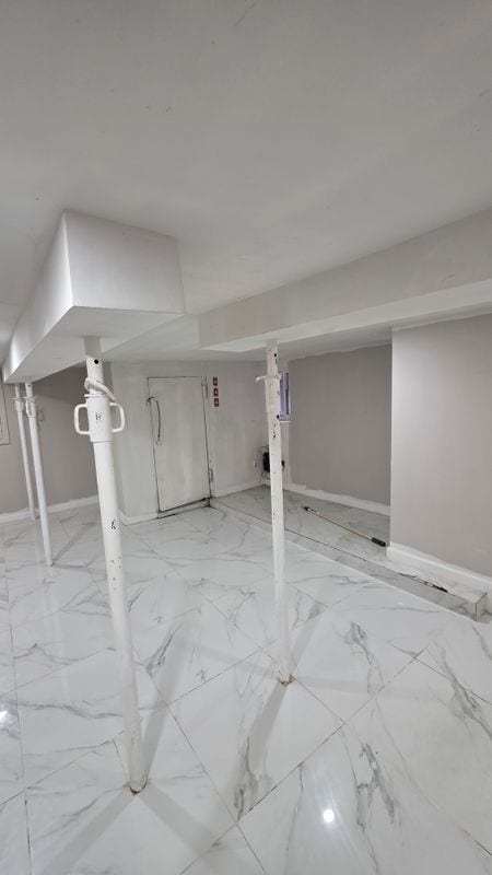 220 Brighton Beach Ave in Brooklyn, NY - Foto de edificio - Building Photo