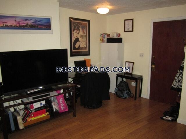 153 Salem St-Unit -4 in Boston, MA - Building Photo