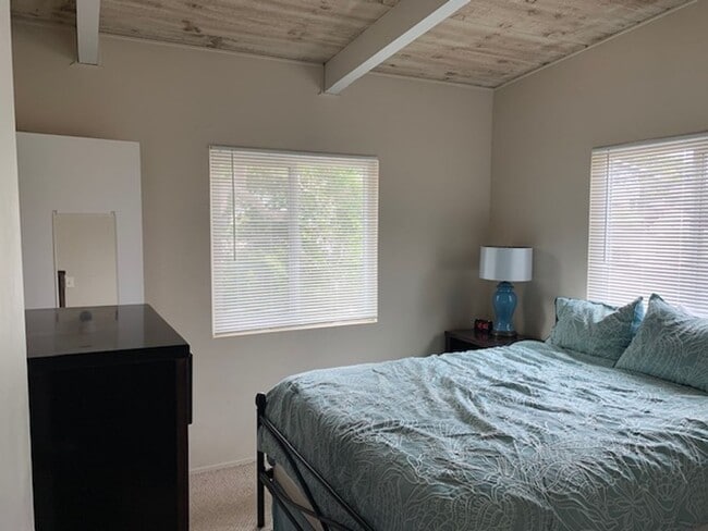 207 8th St in Pacific Grove, CA - Building Photo - Building Photo