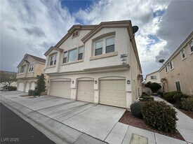 8697 Roping Rodeo Ave in Las Vegas, NV - Building Photo