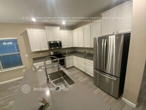 11370 Oyster Creek Rd in Jacksonville, FL - Foto de edificio - Building Photo