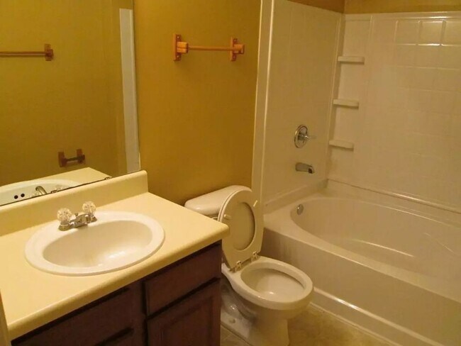 2201 Waldrop Pl in Decatur, GA - Building Photo - Building Photo