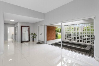 900 Marble Way in Boca Raton, FL - Building Photo - Building Photo