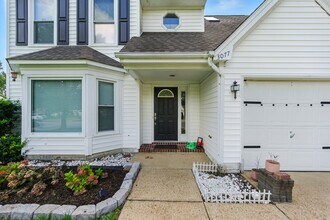 3077 Silver Maple Dr in Virginia Beach, VA - Building Photo - Building Photo