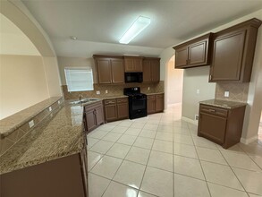 4910 Manor Stone Ln in Rosenberg, TX - Building Photo - Building Photo