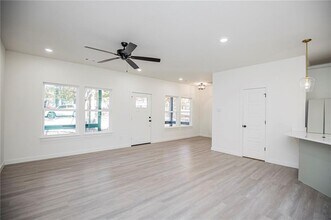 3 Runnymede Cir in Bella Vista, AR - Building Photo - Building Photo