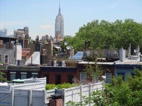 95 Perry St in New York, NY - Foto de edificio - Building Photo