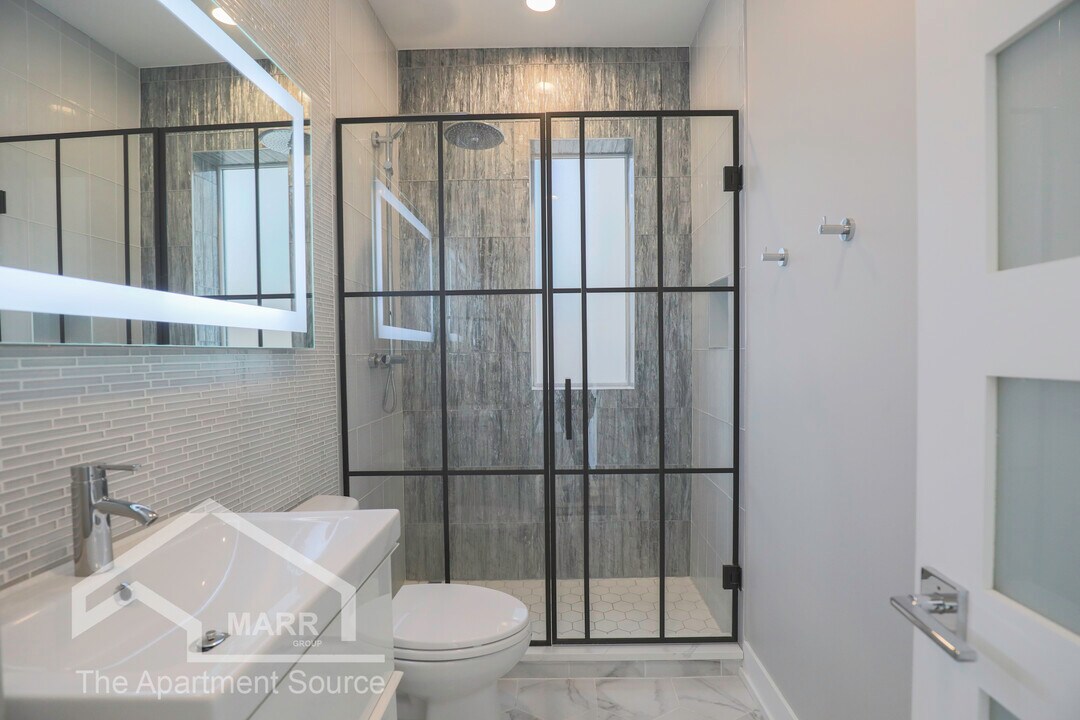 1120 N Oakley Blvd in Chicago, IL - Building Photo