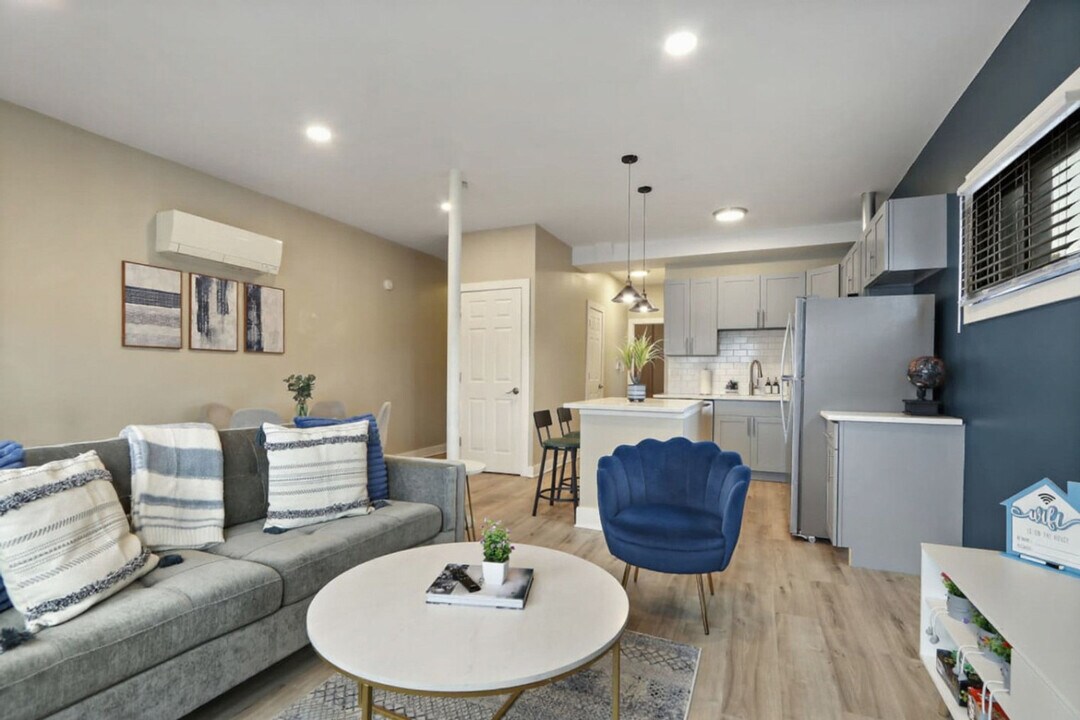 4934 Kingston Ave, Unit SI ID1366948P in Lisle, IL - Foto de edificio