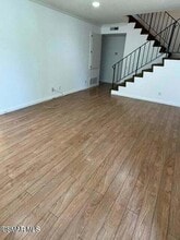 1713 E Avenida De Las Flores in Thousand Oaks, CA - Building Photo - Building Photo