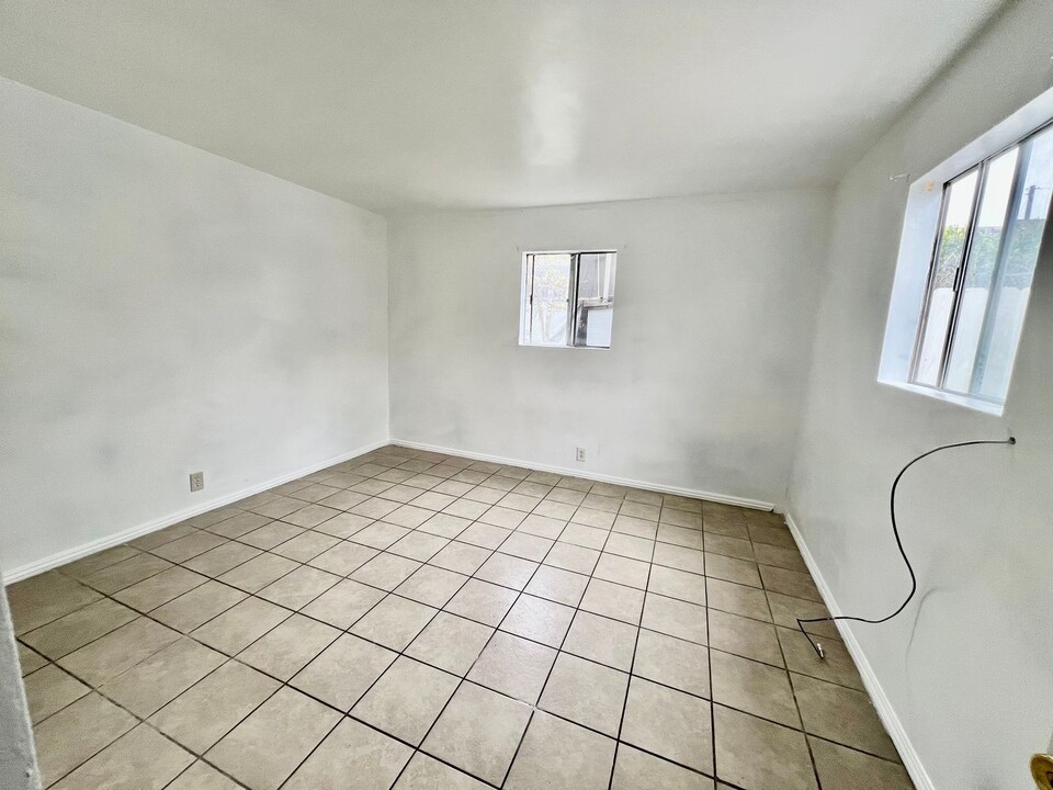 4311 170th St in Lawndale, CA - Foto de edificio