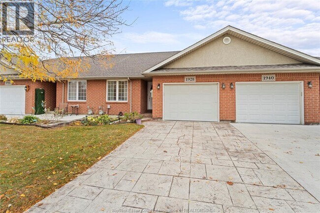 1928 Questa Dr in Windsor, ON - Building Photo - Building Photo