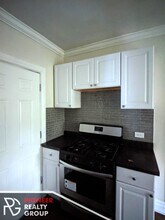 1048 W Lill Ave, Unit #1056-3 in Chicago, IL - Foto de edificio - Building Photo