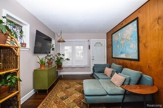 630 Ardmore Dr in Ferndale, MI - Building Photo - Building Photo