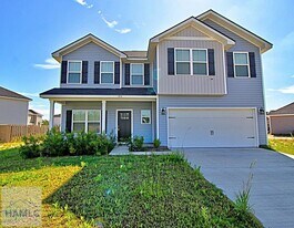 180 Mcclelland Lp NE, Unit 5208-108 in Ludowici, GA - Building Photo