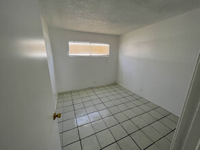 4203 Silver Dollar Ave in Las Vegas, NV - Building Photo - Building Photo