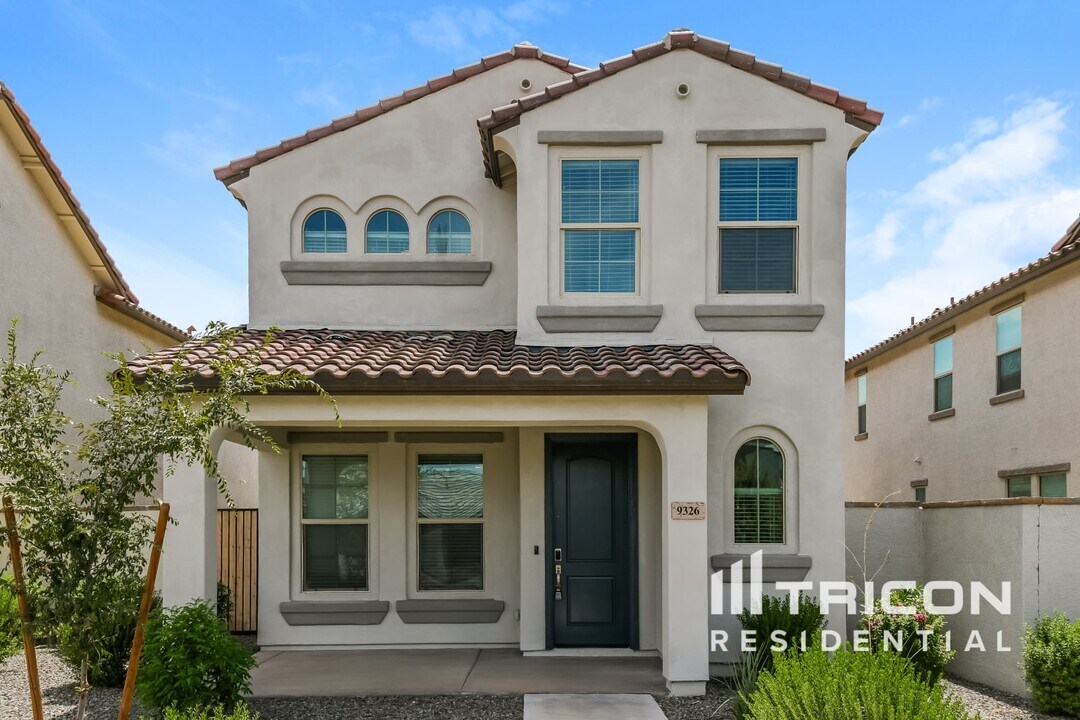 9326 E Strobe Ave in Mesa, AZ - Building Photo