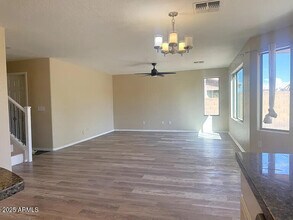 3545 E Crescent Way in Gilbert, AZ - Building Photo - Building Photo