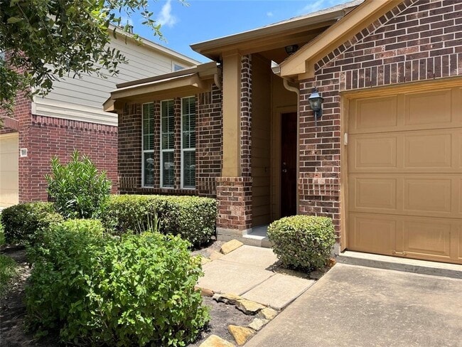 property at 20126 Brookwood Holw