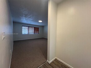 21133 SW 85th Ave in Cutler Bay, FL - Building Photo - Building Photo