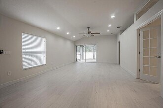 31912 Turkeyhill Dr in Wesley Chapel, FL - Building Photo - Building Photo