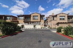 4483 Brisbane Way in Oceanside, CA - Building Photo