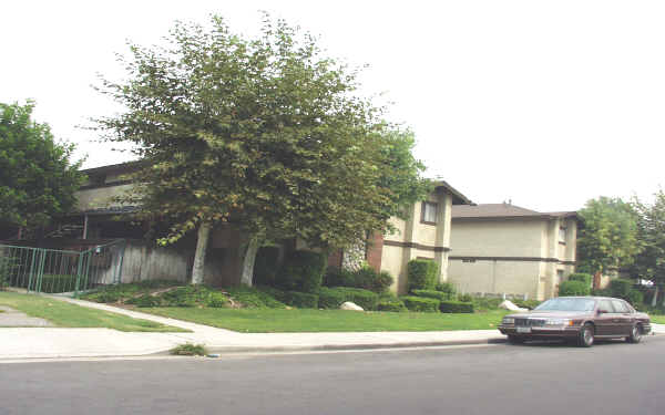 131-133 Montana St in Monrovia, CA - Building Photo - Building Photo