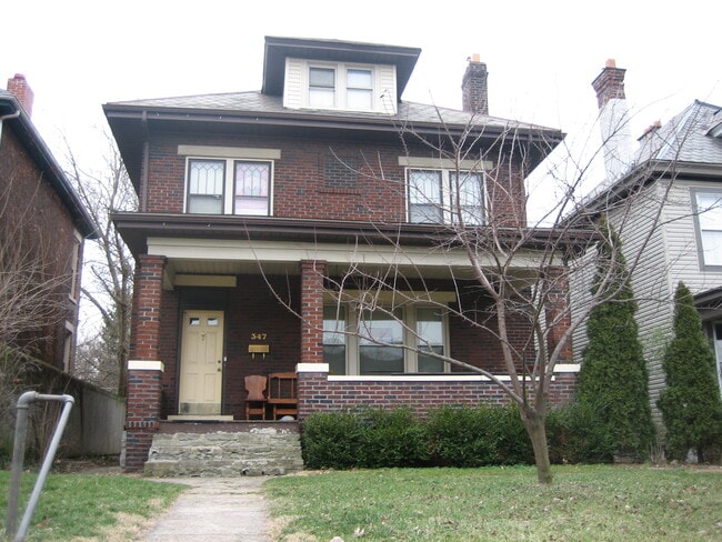 347 E 12th Ave in Columbus, OH - Foto de edificio - Building Photo