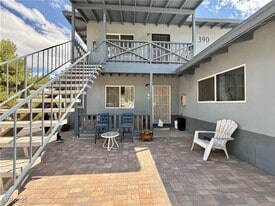 390 N 13th St in Las Vegas, NV - Building Photo