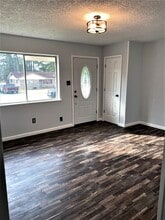 508 Hickory St in New Llano, LA - Building Photo - Building Photo