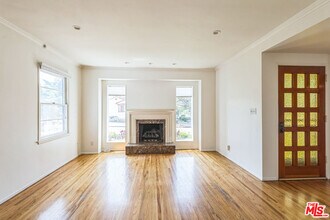 12753 Appleton Way in Los Angeles, CA - Building Photo - Building Photo