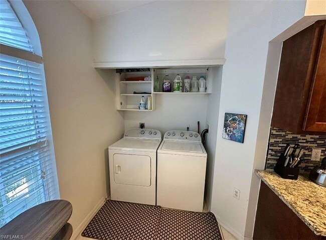 4910 Cougar Ct N in Naples, FL - Building Photo - Building Photo