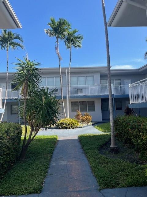 350 75th St in Miami Beach, FL - Building Photo