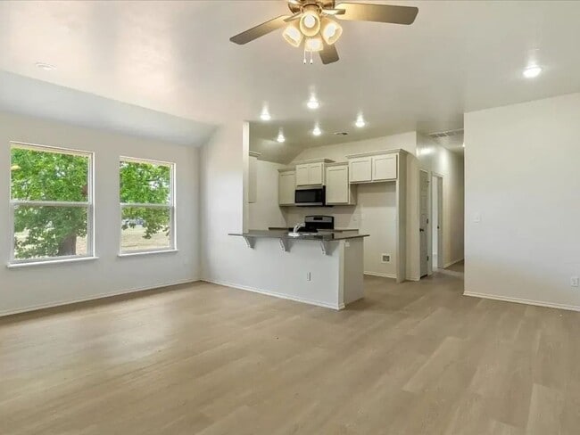 1418 SW Texas Ave in Lawton, OK - Building Photo - Building Photo