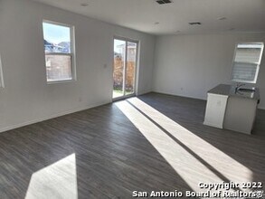 10954 Fairchild Wy in Converse, TX - Building Photo - Building Photo
