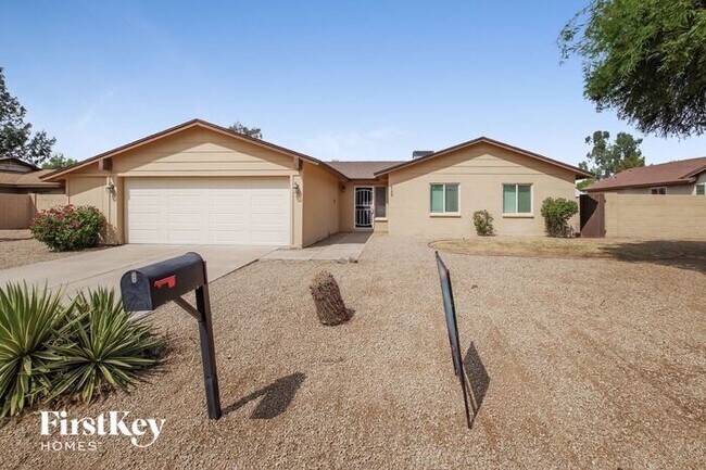 property at 4134 E Campo Bello Dr