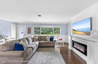 545 Cassville Rd in Jackson Township, NJ - Building Photo - Building Photo