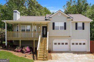 125 Fairview Ln in Dallas, GA - Building Photo